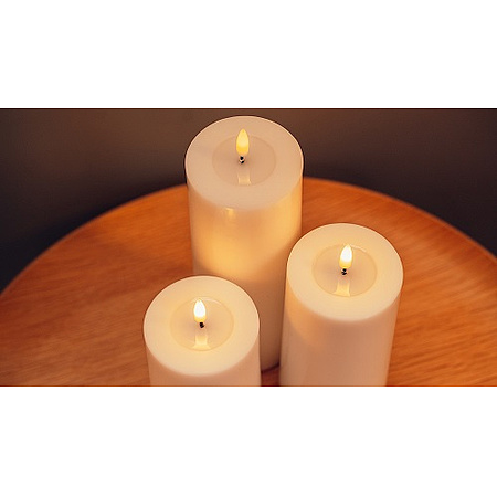Bild 2 - Deluxe - LED Kerze ''Real Flame'' white III